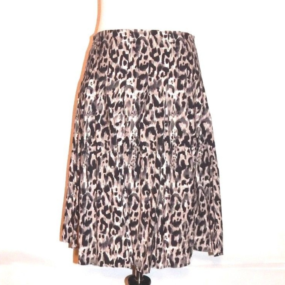 Ellen Tracy Animal Print Modest A-Line Skirt